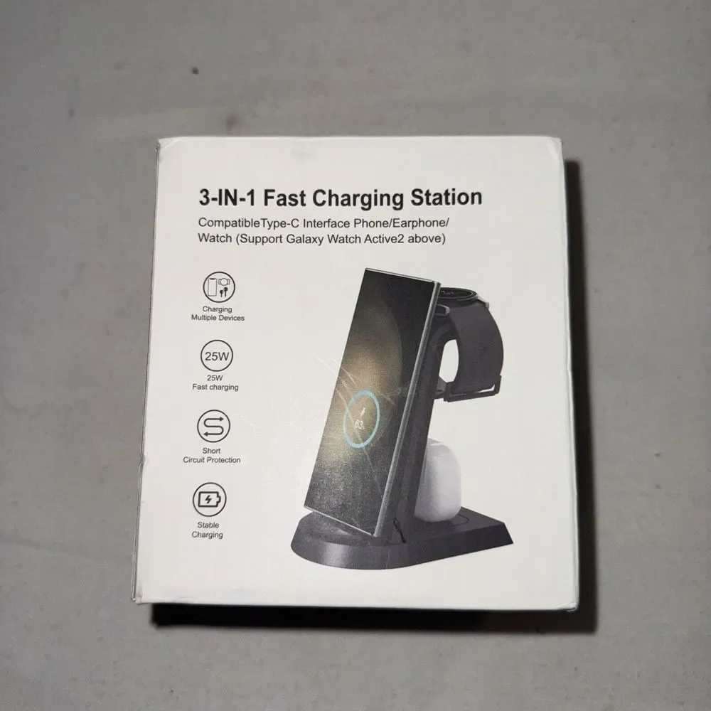 3 in 1 Wireless charger for Apple iPhone, Apple watch, Airpods 15w, Technology